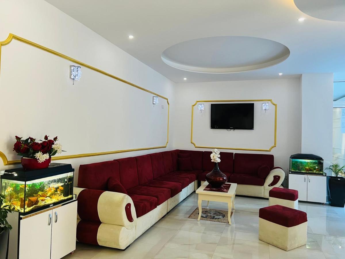 Ujvara Hotel غوليم المظهر الخارجي الصورة