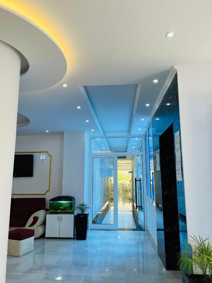 Ujvara Hotel غوليم المظهر الخارجي الصورة