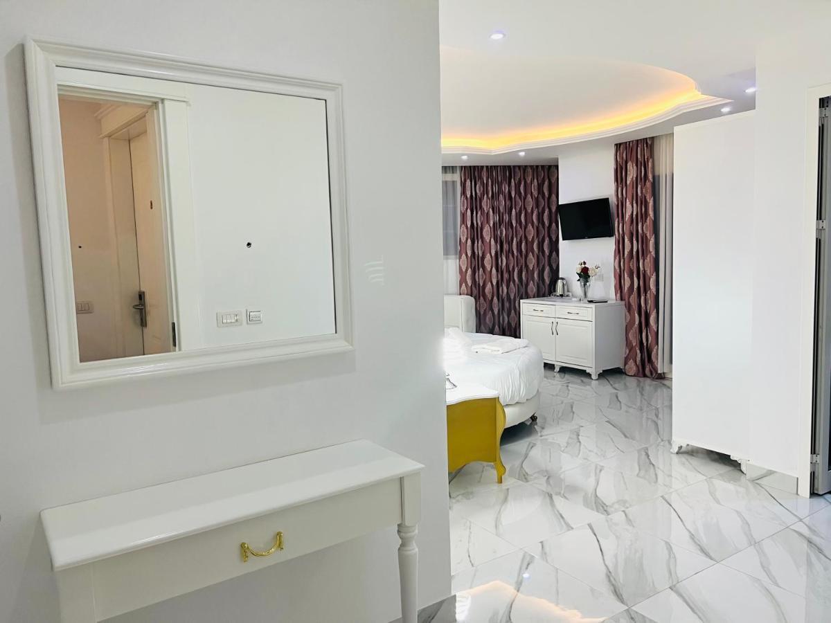 Ujvara Hotel غوليم المظهر الخارجي الصورة
