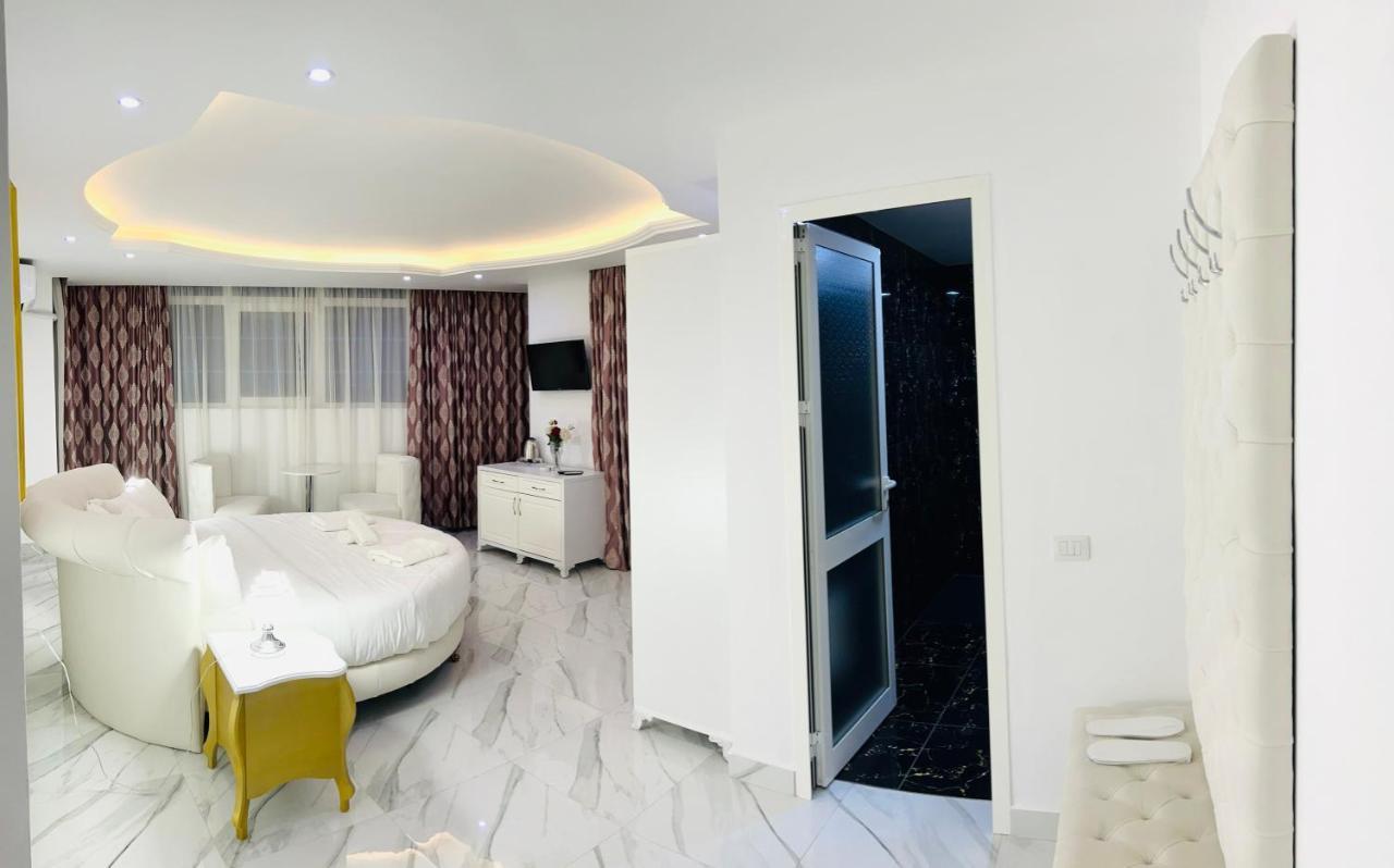 Ujvara Hotel غوليم المظهر الخارجي الصورة