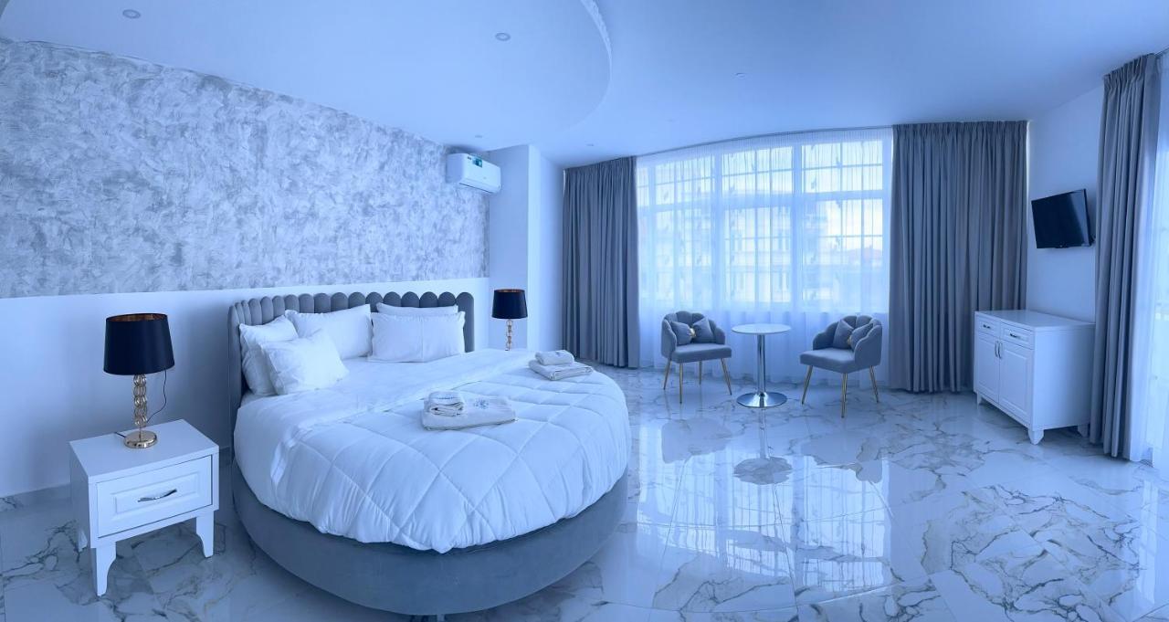 Ujvara Hotel غوليم المظهر الخارجي الصورة