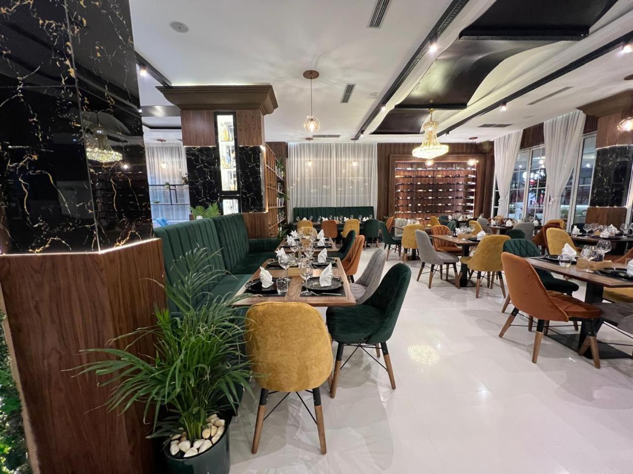 Ujvara Hotel غوليم المظهر الخارجي الصورة